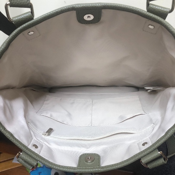 Thirty-One Color Block Tote Ooh La La Olive NWT - Picture 2 of 6